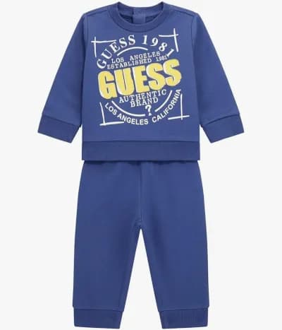 Sweatshirt and pants set